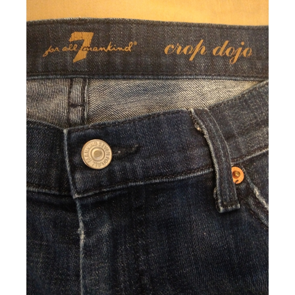 7 For All Mankind Dojo Crop - Picture 3 of 4